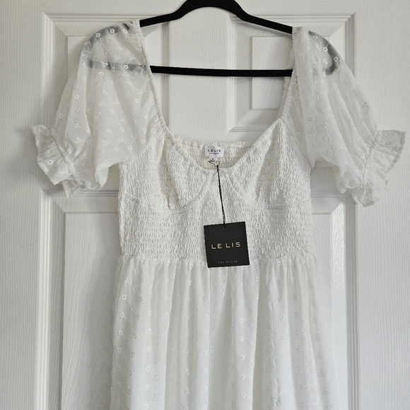 Le Lis White Puff Sleeve Sundress - Picture 2 of 7